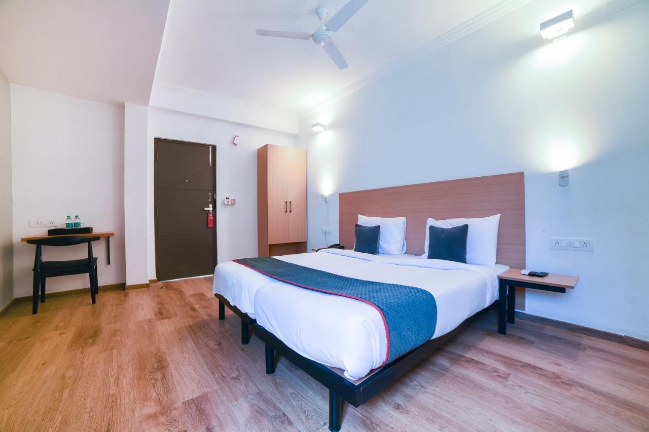 Hotel Collection O Vadapalani à Chennai Extérieur photo