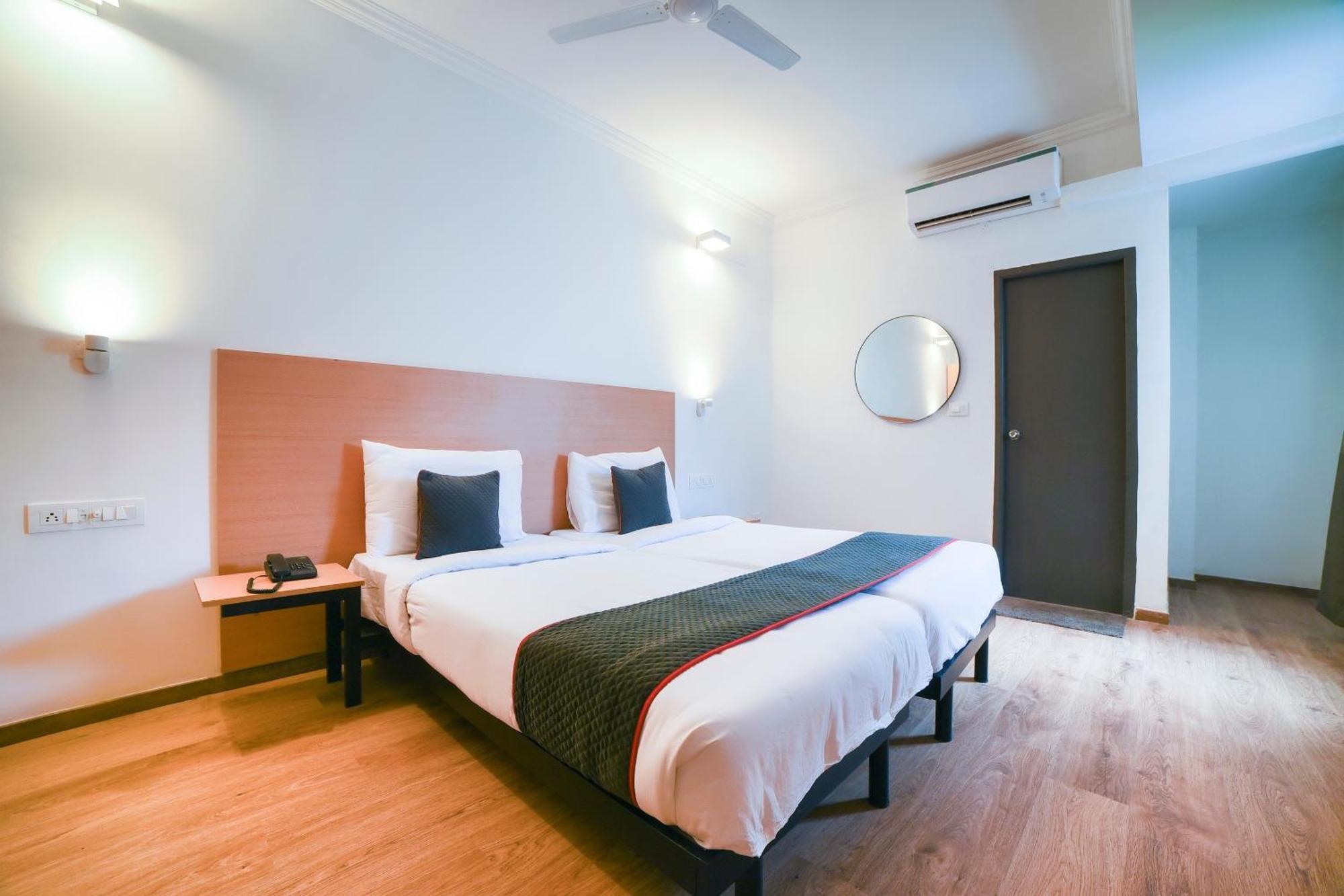 Hotel Collection O Vadapalani à Chennai Extérieur photo