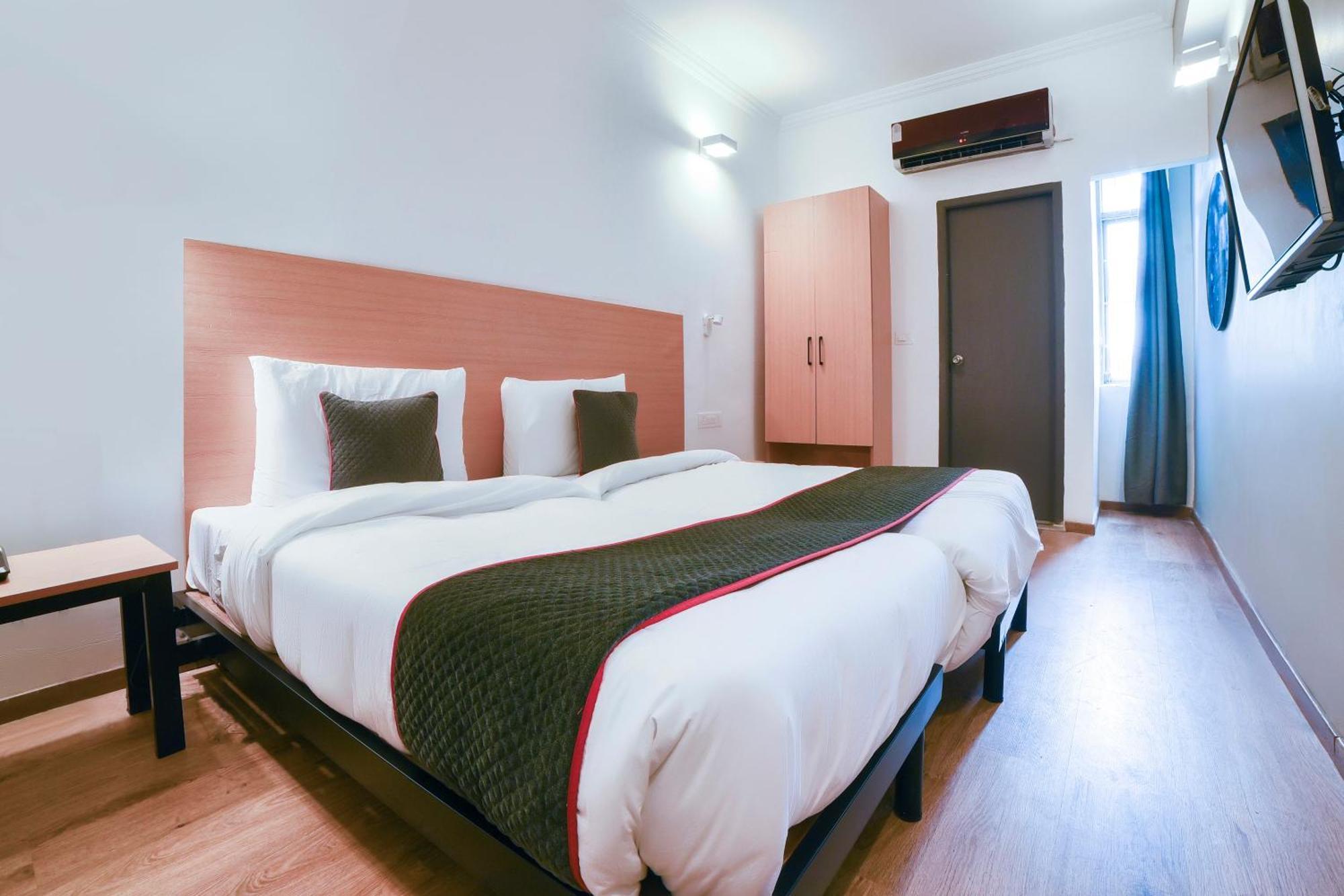 Hotel Collection O Vadapalani à Chennai Extérieur photo