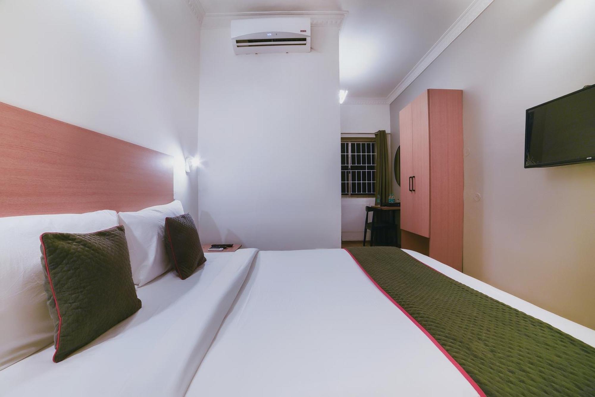 Hotel Collection O Vadapalani à Chennai Extérieur photo