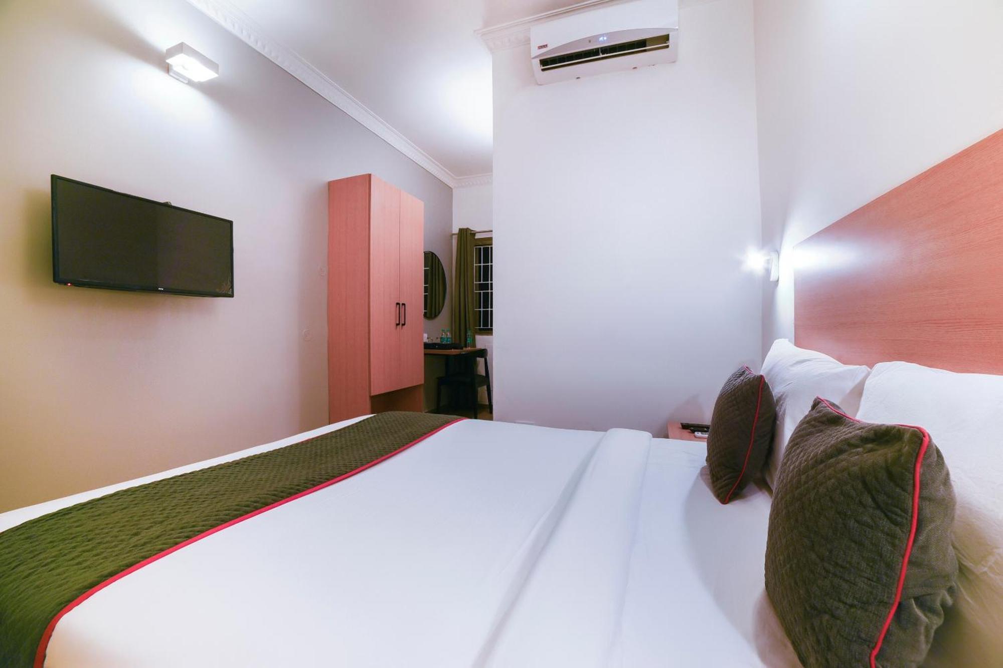 Hotel Collection O Vadapalani à Chennai Extérieur photo
