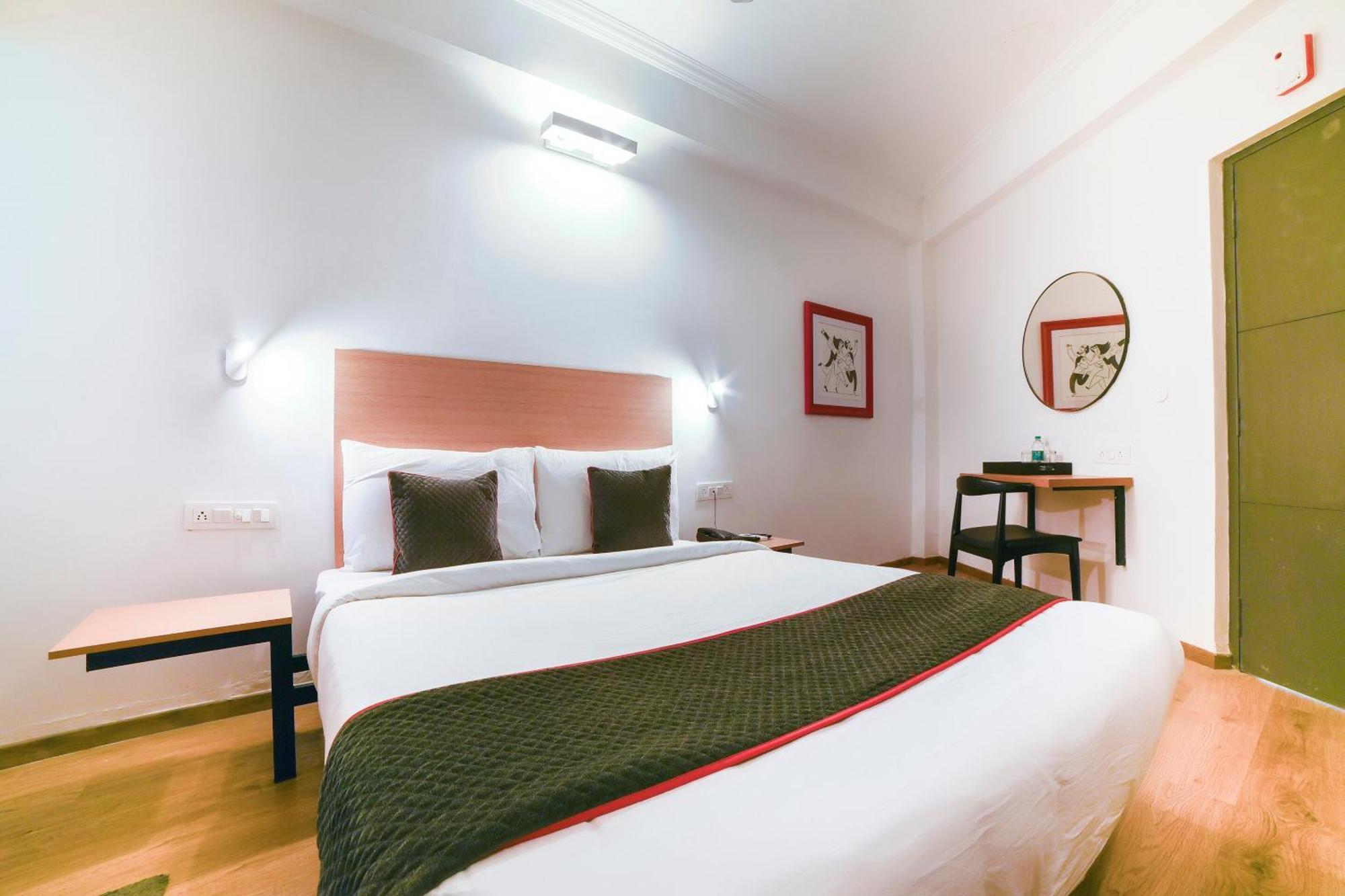 Hotel Collection O Vadapalani à Chennai Extérieur photo